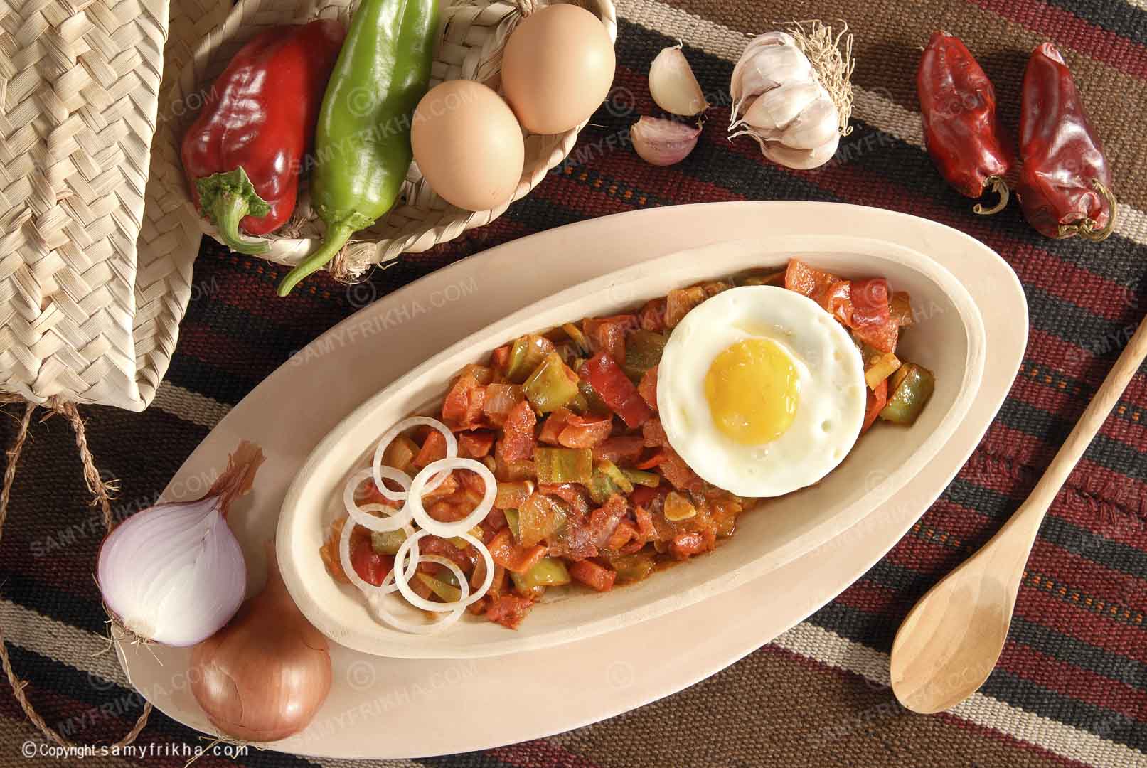 produit de conserve,le phare du cap bon,plats de cuisine