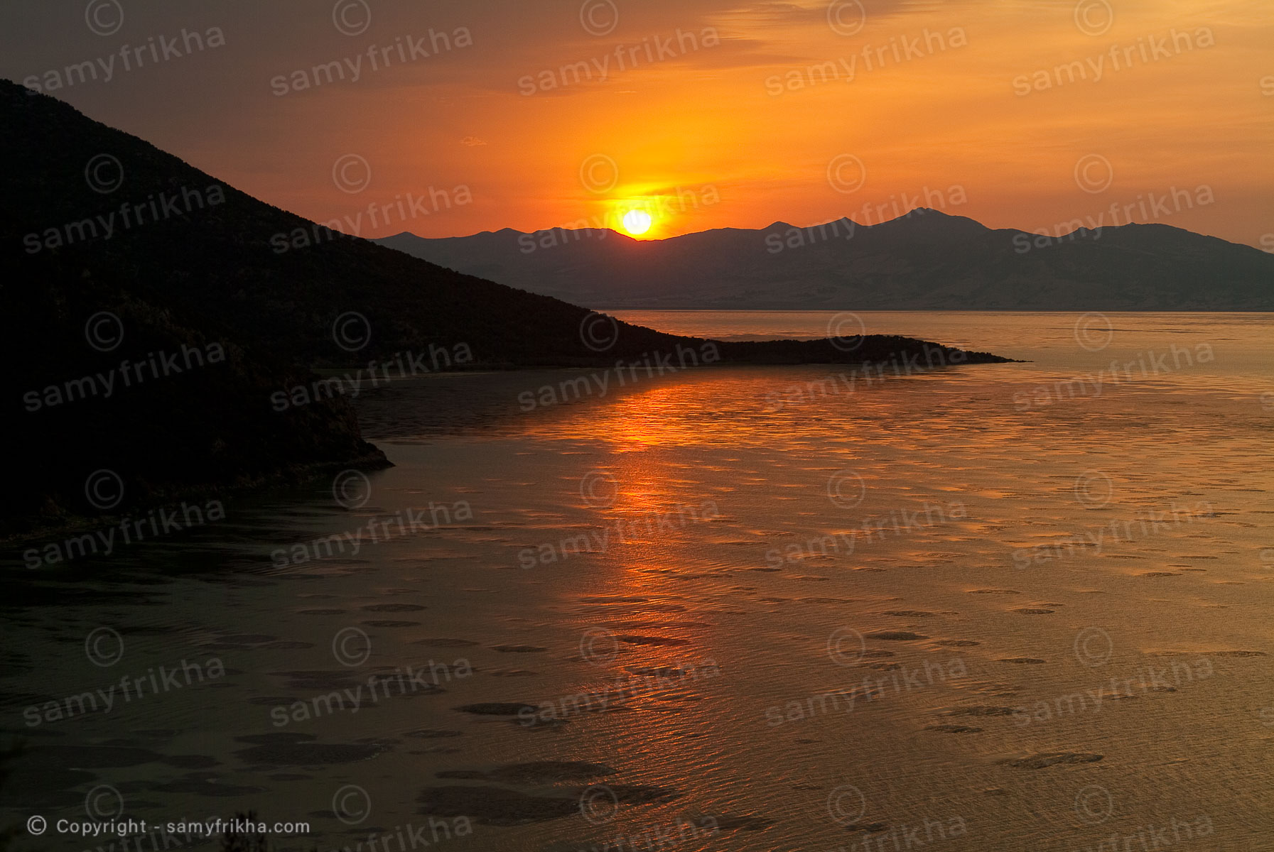 Mer au coucher de soleil