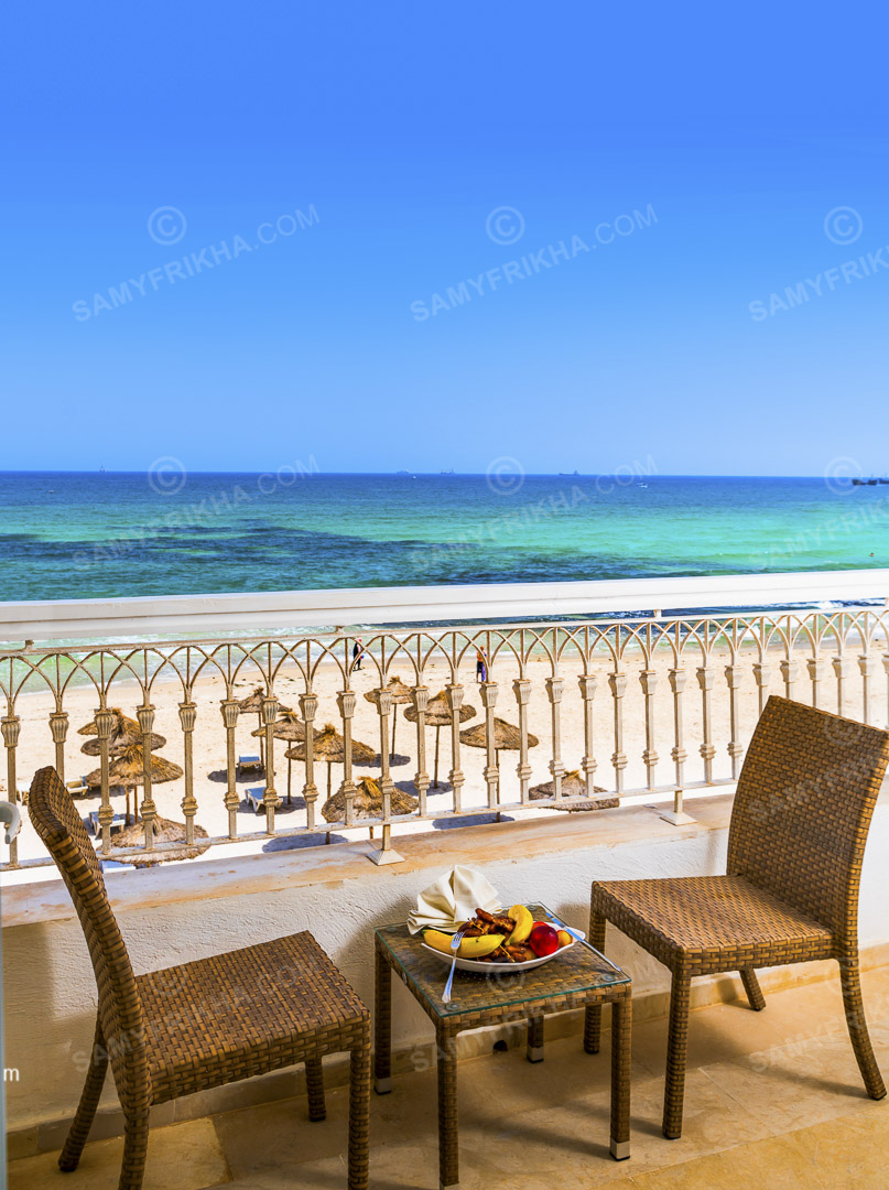 Balcon meuble dans hotel sousse