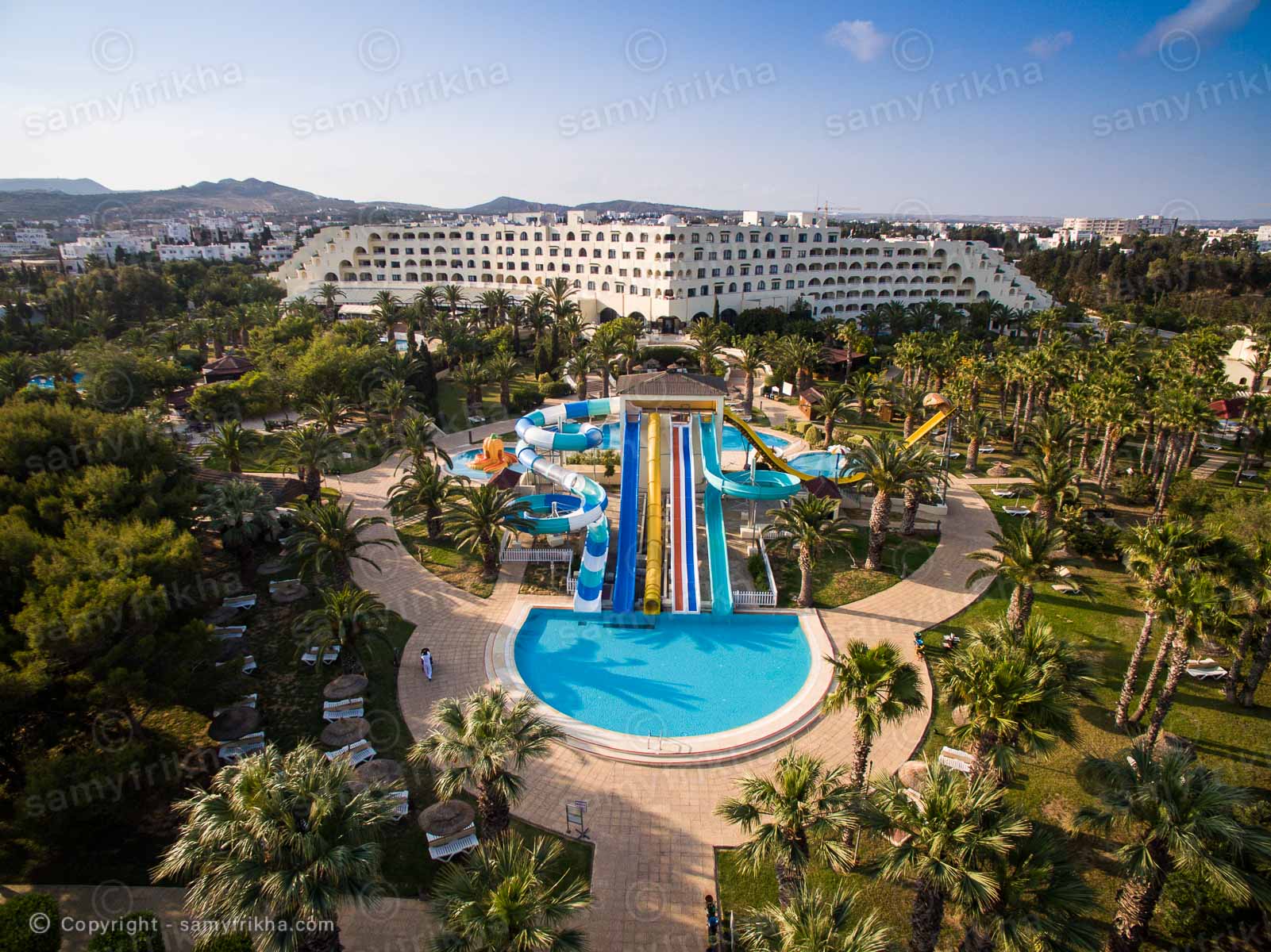 Vue du ciel d'un complexe touristique en Tunisie