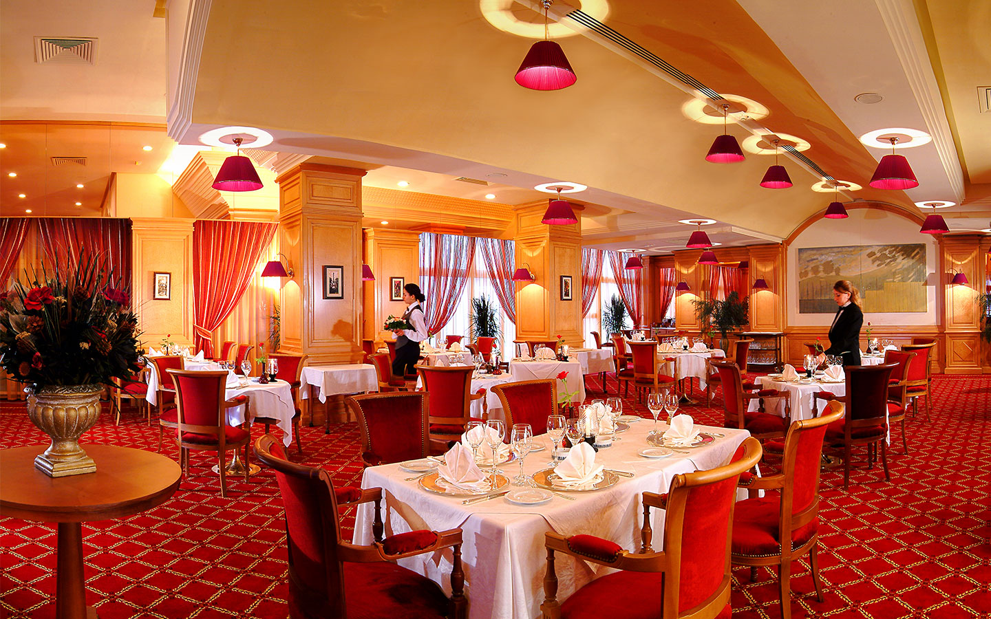 Abou Nawas le Palace 5. Casino Hotel le Palace le Palace Gammarth Tunisie. Abou Nawas Hotels описание гостиничной сети.